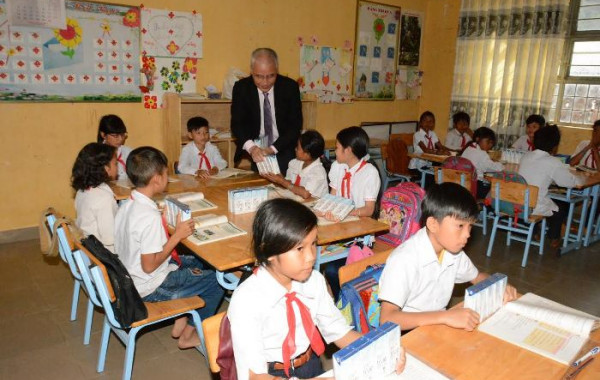 Tặng sữa TH school milk cho hàng ngàn học sinh tại Lâm Đồng Tặng sữa TH school milk cho hàng ngàn học sinh tại Lâm Đồng