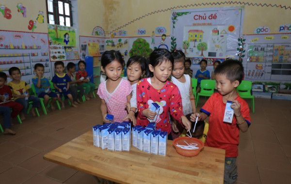 Sữa học đường sẽ dành những điều tốt đẹp nhất cho trẻ em Sữa học đường sẽ dành những điều tốt đẹp nhất cho trẻ em